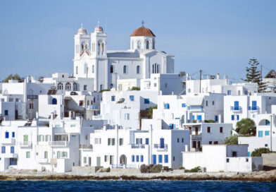 Where to Stay in Paros – 6 INCREDIBLE Areas (+ Prices & Map)