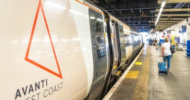 Avanti train guards vote in favour of strike action